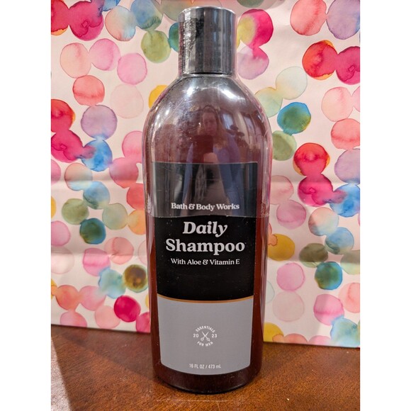 Bath and Body Works Daily Shampoo - Picture 1 of 2
